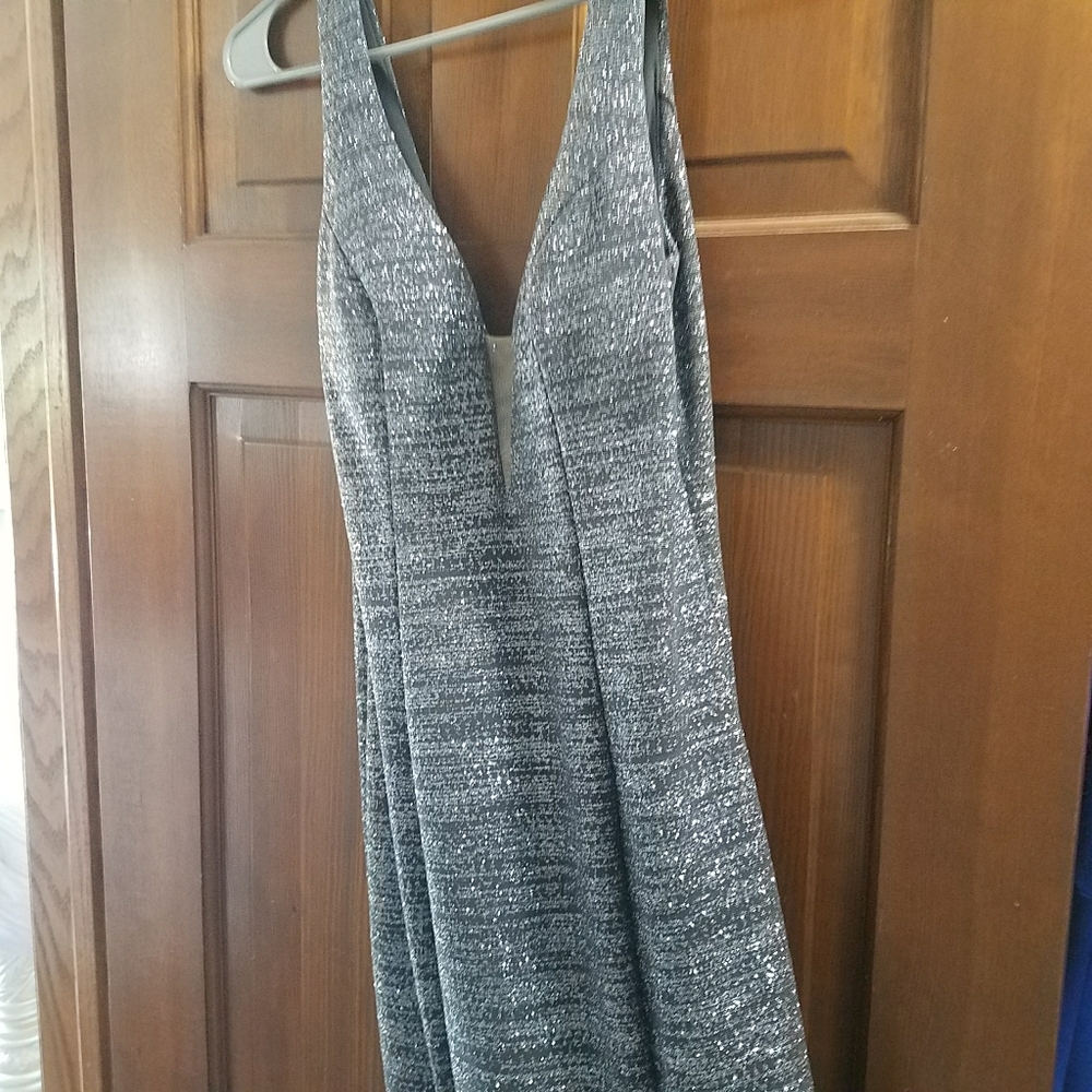 Beautiful sparkly dress size 6